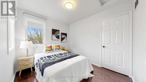 6 Majestic Drive, Markham, ON - Indoor Photo Showing Bedroom