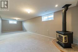 With Gas Fireplace - 
