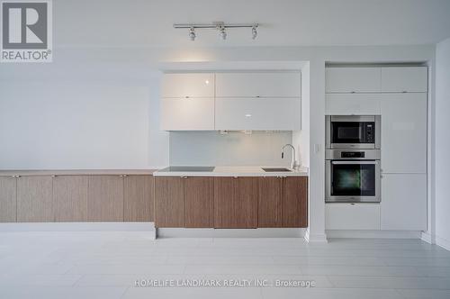 4911 - 21 ICEBOAT TERRACE  Toronto, ON M5V 4A9