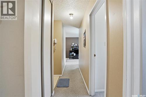 214A 4040 8Th Street E, Saskatoon, SK - Indoor