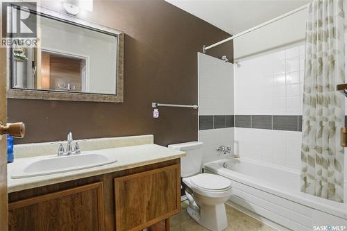 214A 4040 8Th Street E, Saskatoon, SK - Indoor Photo Showing Bathroom