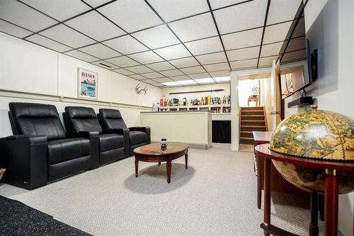 209 Athlone Dr, Winnipeg, MB 