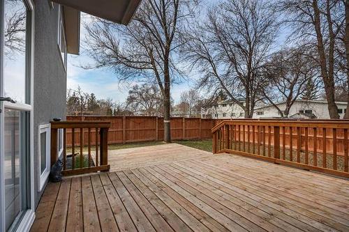 209 Athlone Dr, Winnipeg, MB 