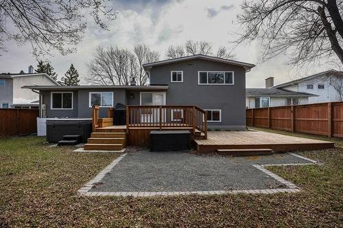 209 Athlone Dr, Winnipeg, MB 