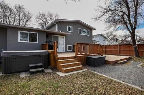 209 Athlone Dr, Winnipeg, MB 