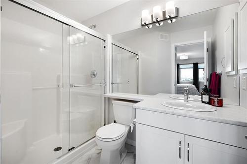 8 Elm Dr, West St Paul, MB 