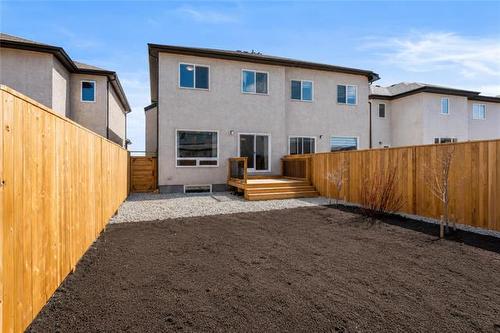 8 Elm Dr, West St Paul, MB 