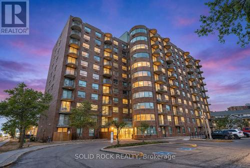 901 - 1440 HERON ROAD  Ottawa, ON K1V 0X2