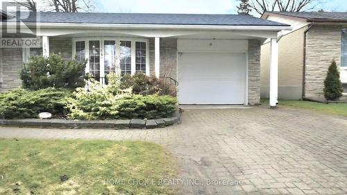 130 Champlain Crescent, Kitchener, ON - Outdoor