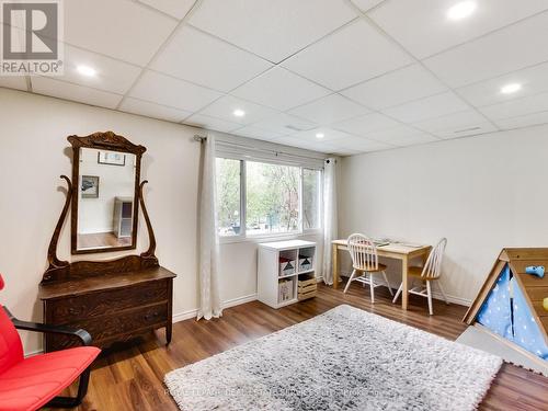 27 Bremen Lane, Mississauga, ON - Indoor