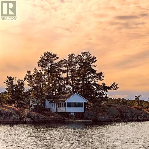 1980 Tp Mcgregor Bay, Mcgregor Bay, ON 