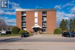 203 - 122 GIROUX STREET  North Bay (Widdifield), ON P1B 7Y7