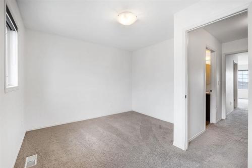 204 15 Bridgeland Drive, Winnipeg, MB 