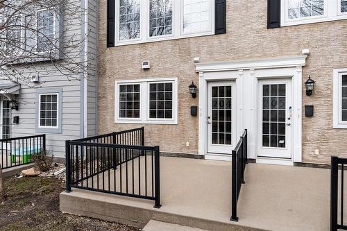 #204 facing South - 204 15 Bridgeland Drive, Winnipeg, MB 