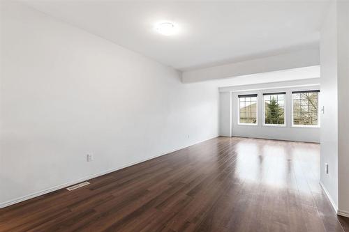 204 15 Bridgeland Drive, Winnipeg, MB 
