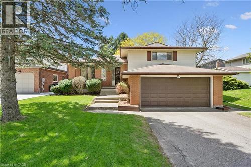 3 CABOT Court NE  Guelph, ON N1G 3E4
