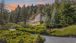 1232 Pettman Road West Kelowna, BC V1Z 2R7
