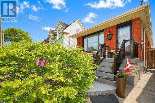 334 TRAGINA AVENUE N  Hamilton (Homeside), ON L8H 5E3