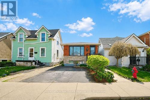 334 Tragina Avenue N, Hamilton (Homeside), ON - Outdoor With Facade