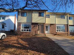 32 DAWSON Court  Charlottetown, PE C1A 8T1