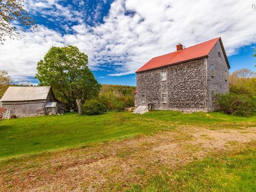 9427 Highway 8, Lequille, NS 