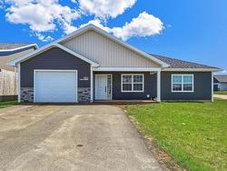 101 PARENT Street  East Royalty, PE C1C 1R3