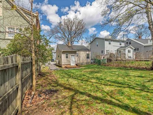 6520 Roslyn Road, Halifax, NS 
