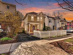 6224 North Street  Halifax, NS B3L 1P5