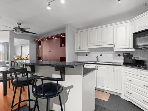 407 2 Lake Drive, Bedford, NS 