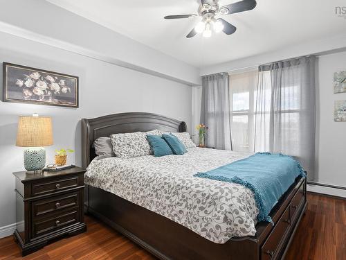 407 2 Lake Drive, Bedford, NS 