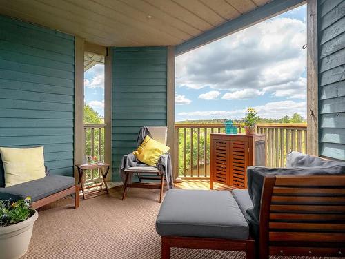 407 2 Lake Drive, Bedford, NS 