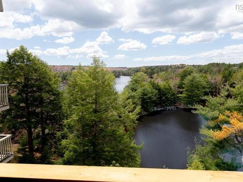 407 2 Lake Drive, Bedford, NS 