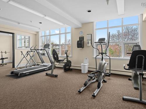 407 2 Lake Drive, Bedford, NS 