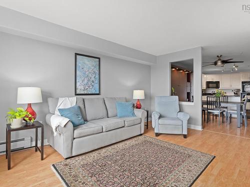 407 2 Lake Drive, Bedford, NS 