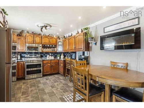 251 Ben Jackson Rd, Hantsport, NS 