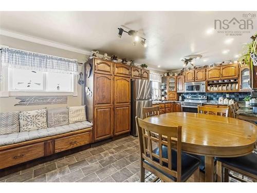 251 Ben Jackson Rd, Hantsport, NS 
