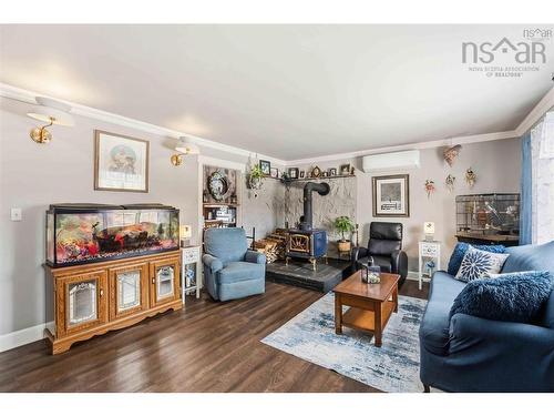 251 Ben Jackson Rd, Hantsport, NS 