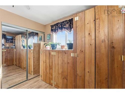 251 Ben Jackson Rd, Hantsport, NS 