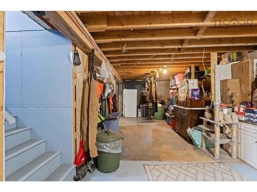 251 Ben Jackson Rd, Hantsport, NS 
