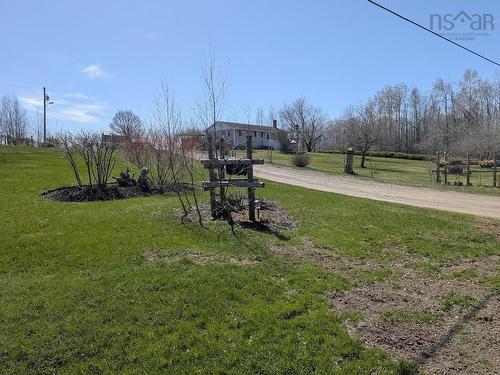 251 Ben Jackson Rd, Hantsport, NS 