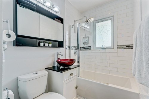 Salle de bains - 5704 Av. Mcalear, Côte-Saint-Luc, QC - Indoor Photo Showing Bathroom