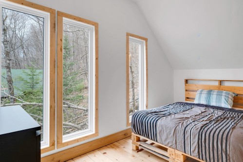 Bedroom - 1390 Ch. Indian, Saint-Adolphe-D'Howard, QC - Indoor Photo Showing Bedroom