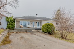 145 Rue Principale  Saint-Pamphile, QC G0R 3X0