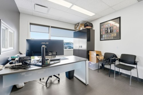 Bureau - 24 Rue Industriel, Saint-Benoît-Labre, QC - Indoor Photo Showing Office