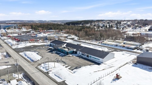 Photo aérienne - 24 Rue Industriel, Saint-Benoît-Labre, QC - Outdoor With View