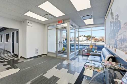 Hall d'entrée/Vestibule - 24 Rue Industriel, Saint-Benoît-Labre, QC - Indoor Photo Showing Other Room