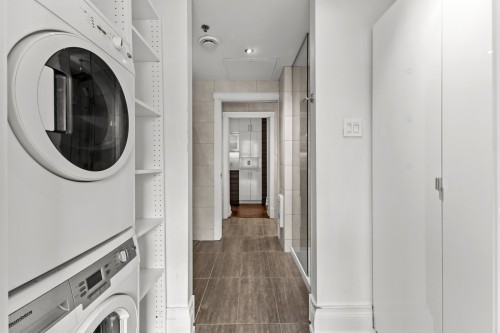 Laundry - 202-1885 Rue De La Visitation, Montréal (Ville-Marie), QC - Indoor Photo Showing Laundry Room