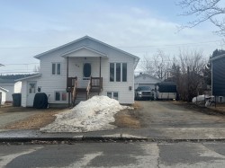 410  - 412 1re Rue  Chibougamau, QC G8P 1K6