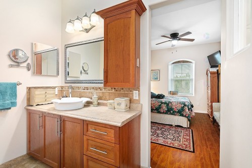 Master Bathroom - 16 Rue Mill, Portage-Du-Fort, QC - Indoor Photo Showing Bathroom