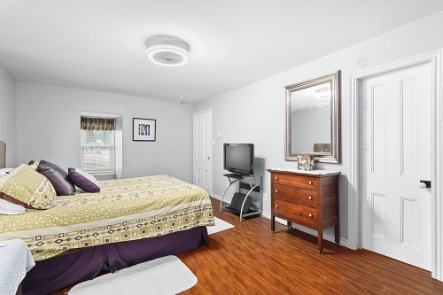 Bedroom - 16 Rue Mill, Portage-Du-Fort, QC - Indoor Photo Showing Bedroom